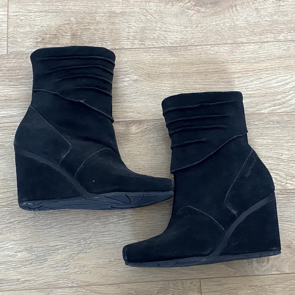 Hush Puppies boots - Picture 1 of 5